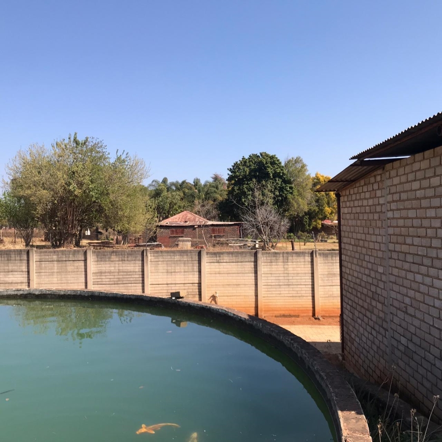 7 Bedroom Property for Sale in Rustenburg Rural North West